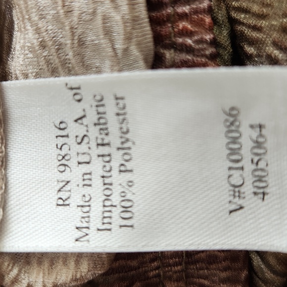 Coldwater Creek - Picture 7 of 7